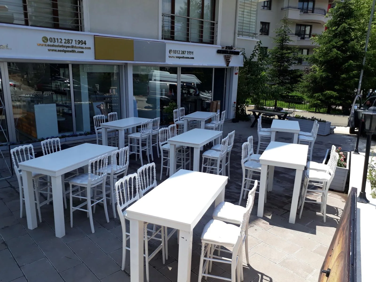 Lake ve Örtülü Bistro (Kokteyl) Masaları gerçek ürün fotoğrafı 8
